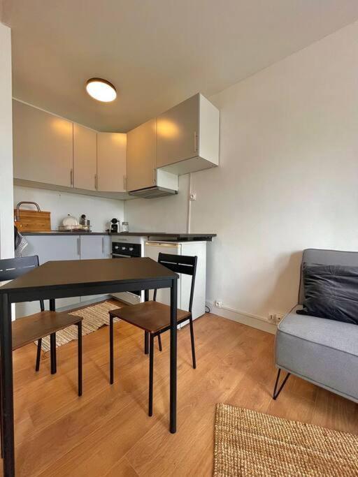 Superbe Studio Avec Parking Gratuit Sur Place Paray-Vieille-Poste Exteriör bild
