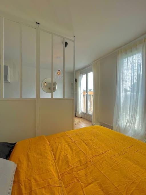 Superbe Studio Avec Parking Gratuit Sur Place Paray-Vieille-Poste Exteriör bild