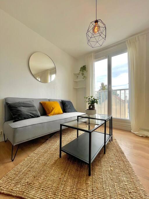 Superbe Studio Avec Parking Gratuit Sur Place Paray-Vieille-Poste Exteriör bild
